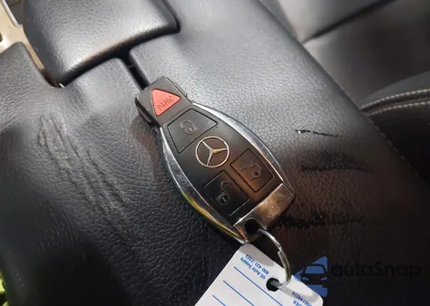 2014 Mercedes-Benz E 350 из США, поврежденный, VIN WDDHF5KB8EA816460